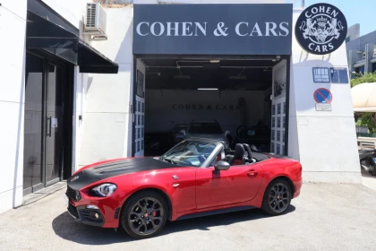 Abarth 124 Spider 1.4 Turbo Auto *NATIONAL* - Cohen & Cars