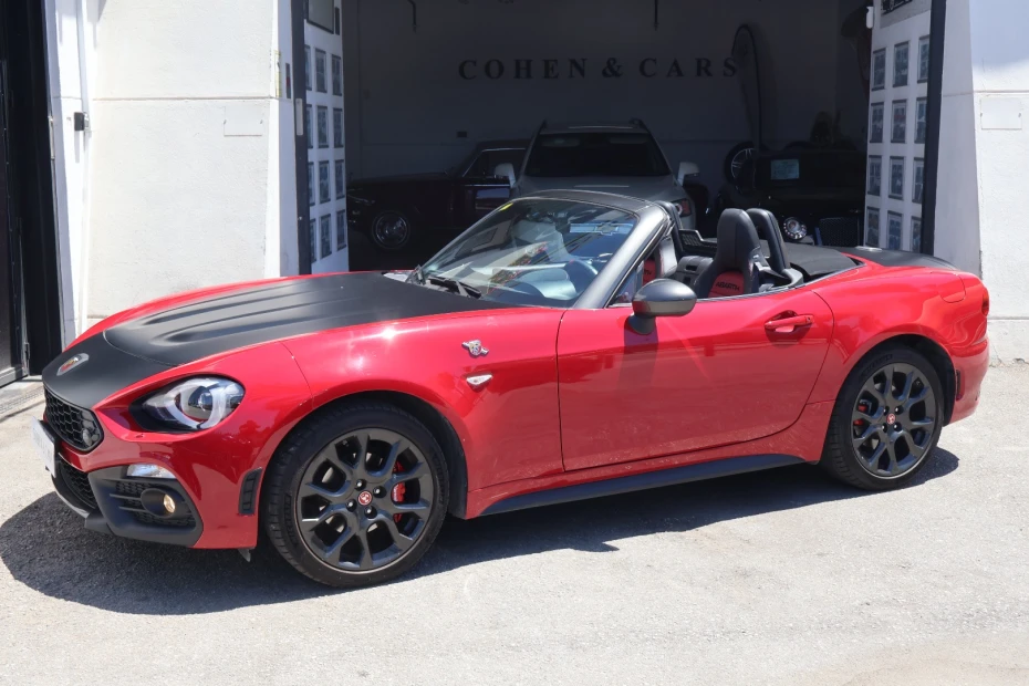 Abarth 124 Spider 1.4 Turbo Auto *NATIONAL* - Cohen & Cars
